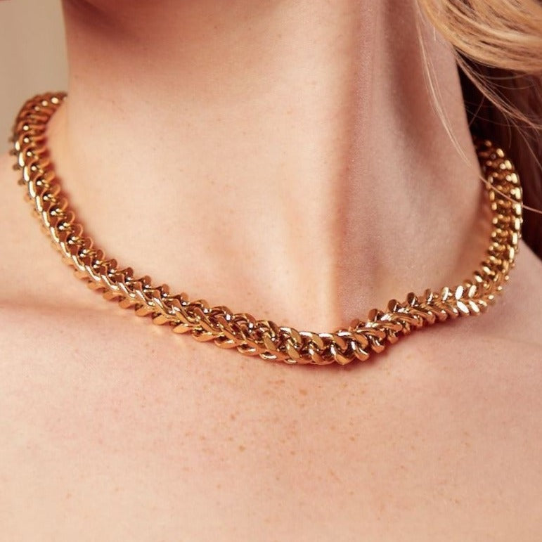 Cubic Curb Chain Necklace (Gold)