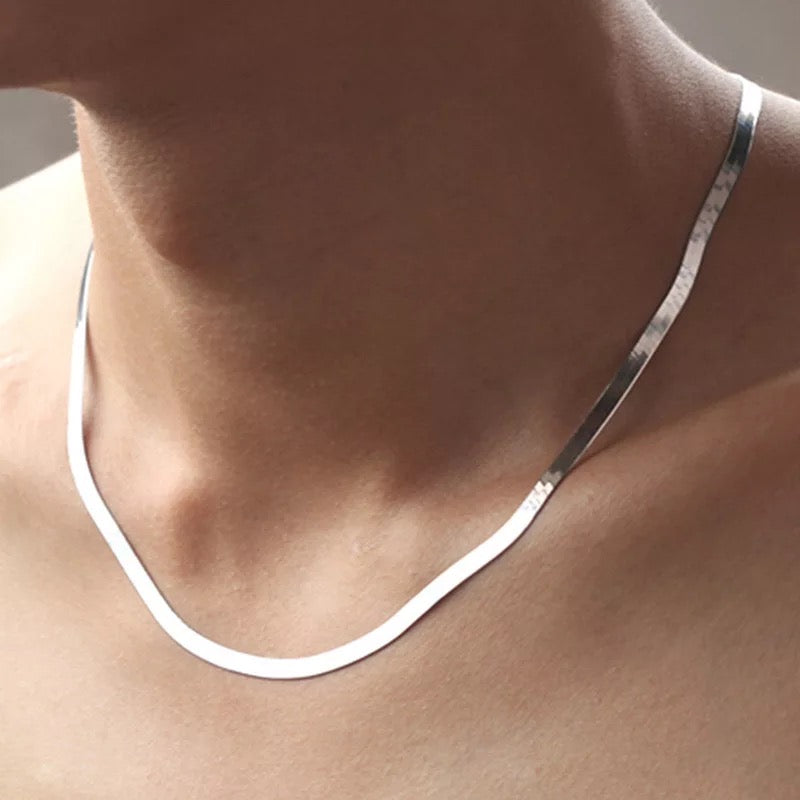 Snake Chain Necklace (White Gold)
