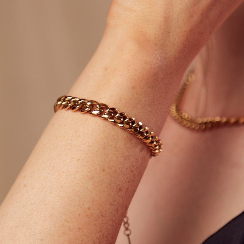 Curb Chain Bracelet (Gold)